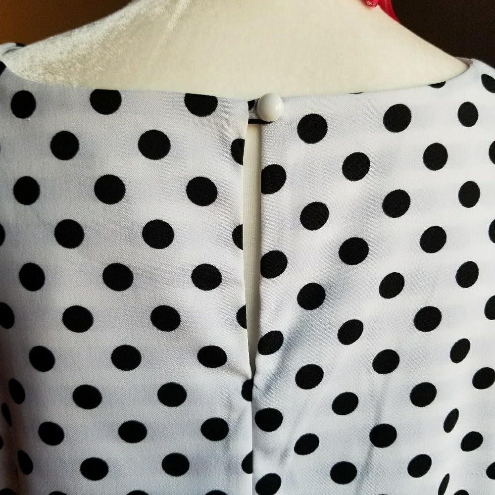 Sleeveless polka dot dress - Picture 3 of 8
